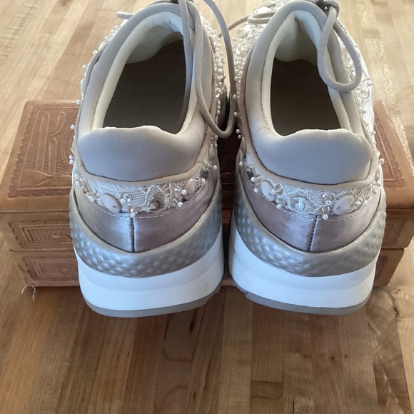 Ash Muse bejeweled, beaded, sequins, crystal, silver gray sneakers Sz 38  7.5/8 - Picture 9 of 12